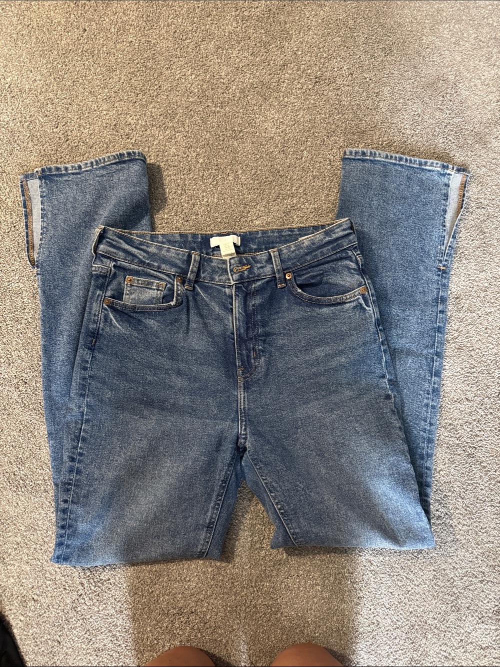 H&M Medium Blue Straight-Leg Women's Jeans with Slit